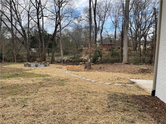 Building Photo - 1938 GA-212