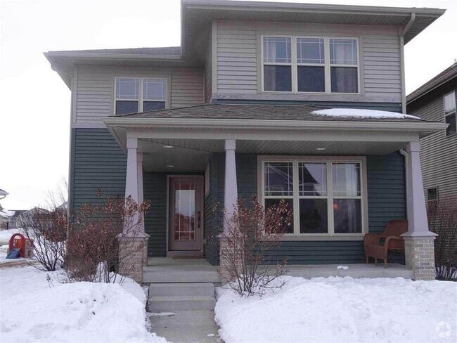 Building Photo - 3706 Stonebridge Dr