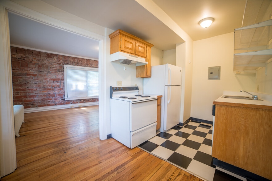 Building Photo - 4201 Locust St