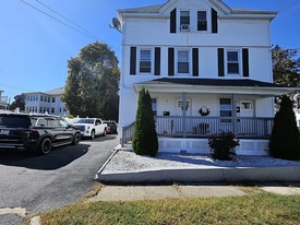 Building Photo - 6 Pilgrim Rd