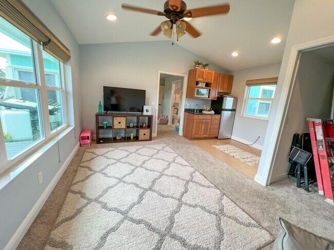 Building Photo - Palm City Home with Dock and Lift