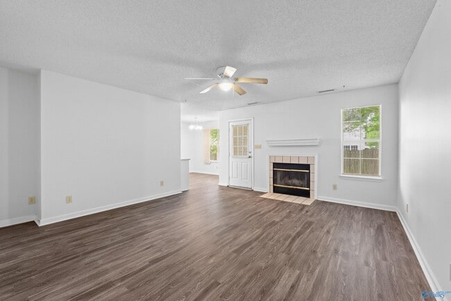 Building Photo - 113 Fernwood Cir