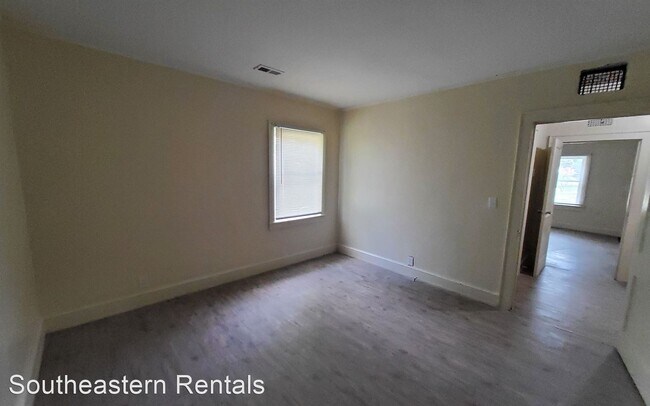 Building Photo - 2 br, 1 bath House - 322 E Charlotte Ave
