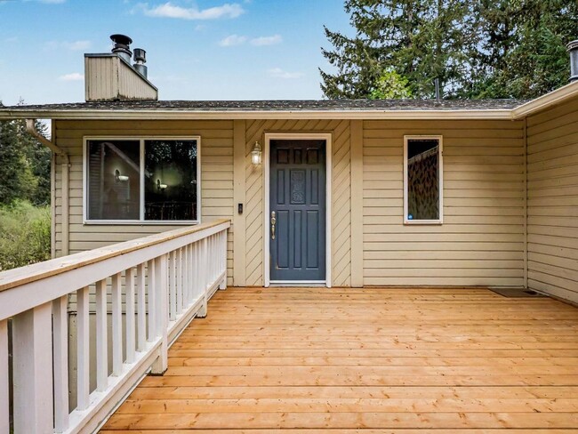 Building Photo - Spacious 4-Bedroom Lacey Home with A/C, Basement Bonus Space & Wetlands Privacy