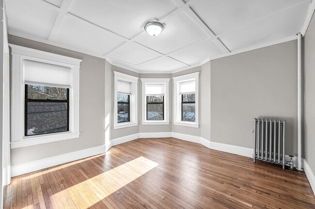 Building Photo - 92 Woodside Terrace