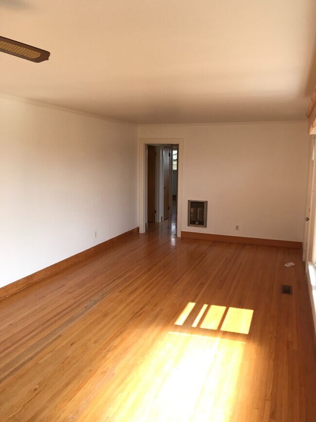 Building Photo - 2525 Leeville Pike