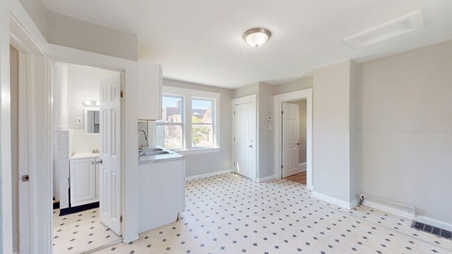 Building Photo - 3149 W 32nd St