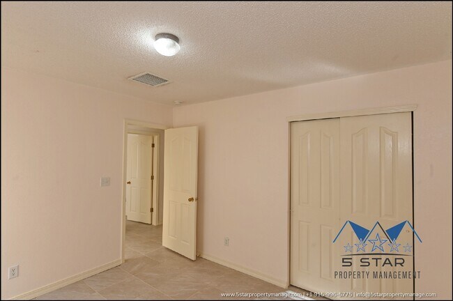 Building Photo - 648 Wind River Ave