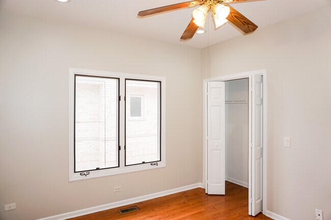 Building Photo - 4851 N Oketo Ave