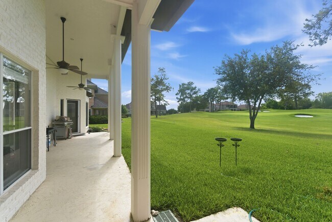 Building Photo - 108 Somerton Dr