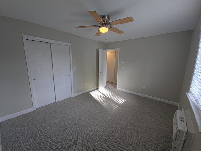 Building Photo - 24 Glenwood Ave