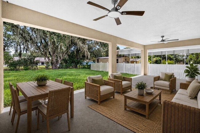 Building Photo - 12038 San Angela Dr