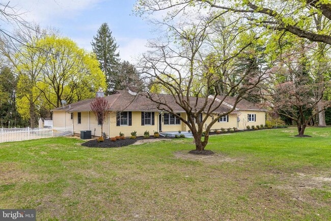 Building Photo - 370 Ganttown Rd