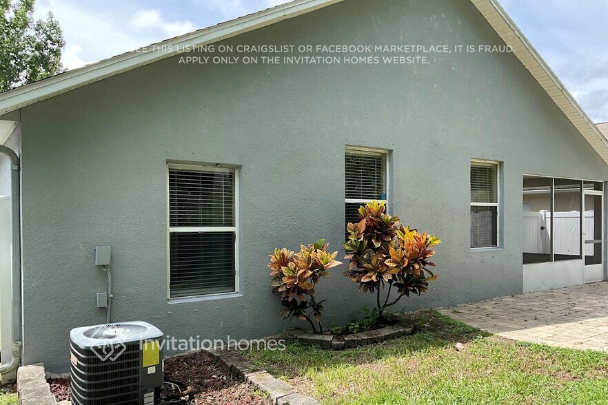 Building Photo - 562 Coral Trace Blvd