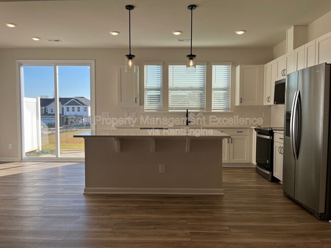 Building Photo - 139 Pinkie Ln