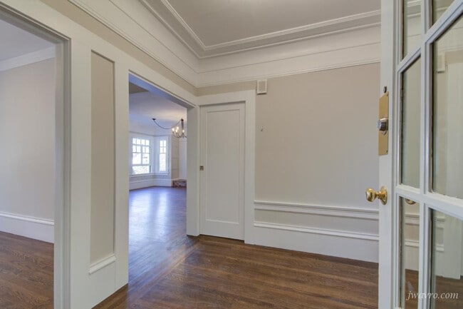 Building Photo - 2989 Jackson St