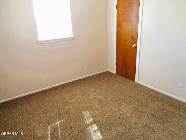 Building Photo - 10532 Brisbane Way