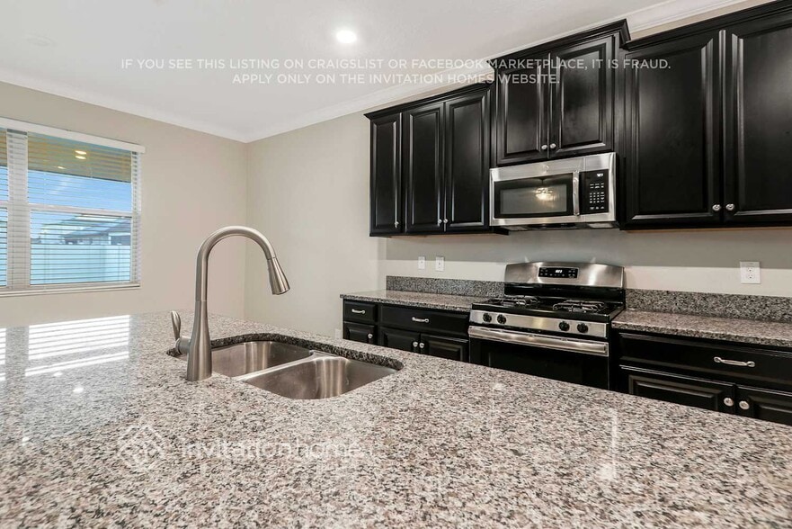 Building Photo - 24860 Lambrusco Loop