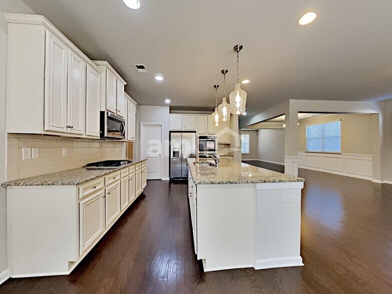 Building Photo - 3876 Woodoats Cir