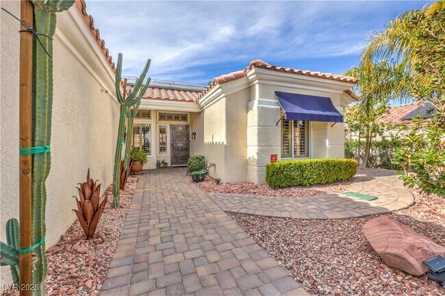 Building Photo - 2701 Spalding Dr