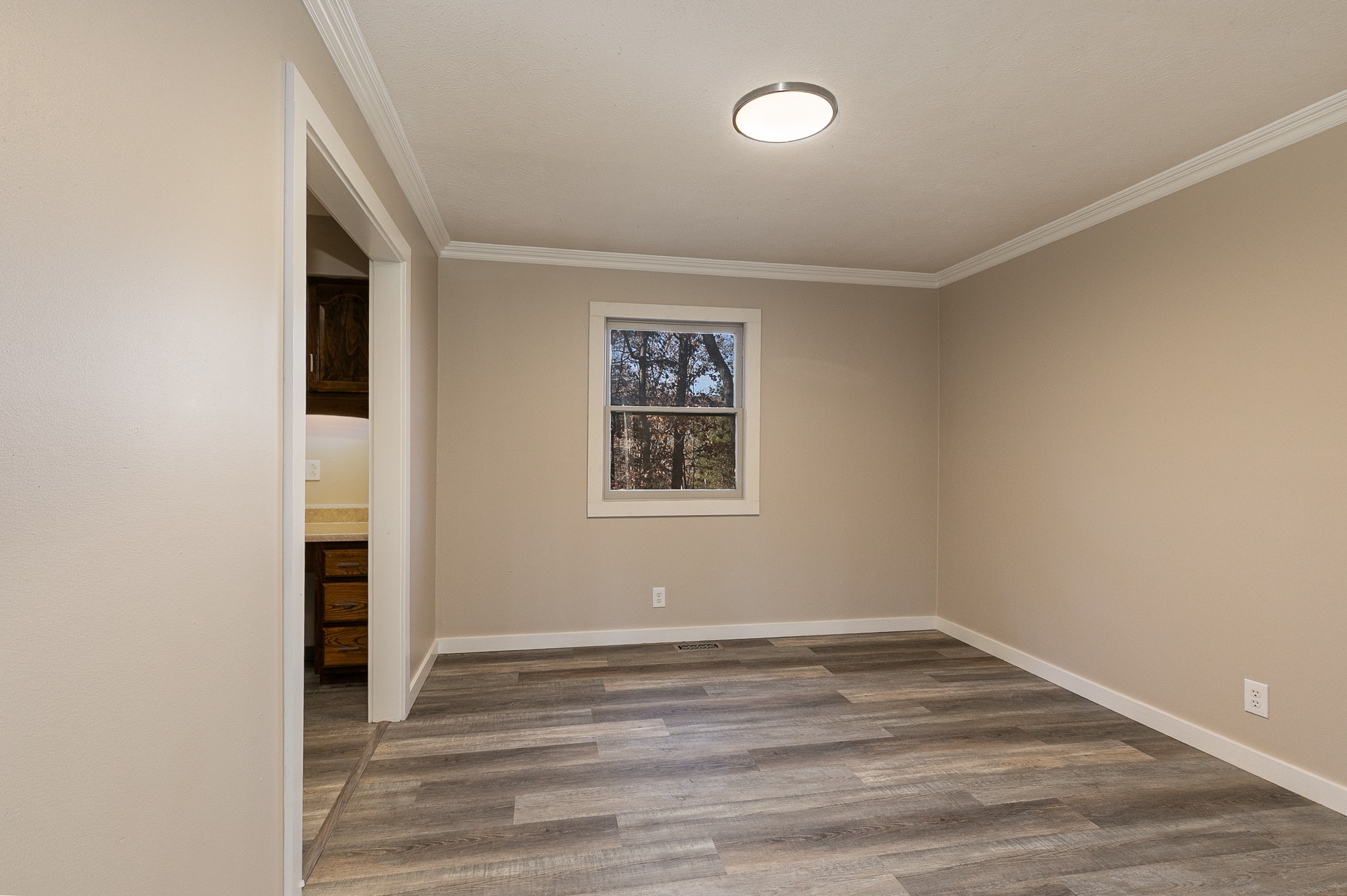 Building Photo - 137 Wallen Blf