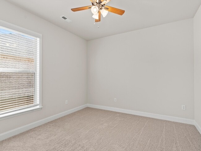 Building Photo - 9036 Mountain Preserve Blvd SE