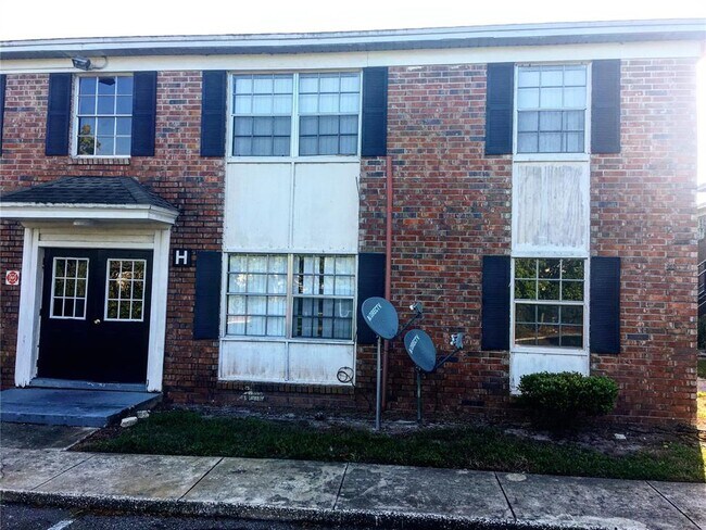 Primary Photo - 5325 Curry Ford Rd