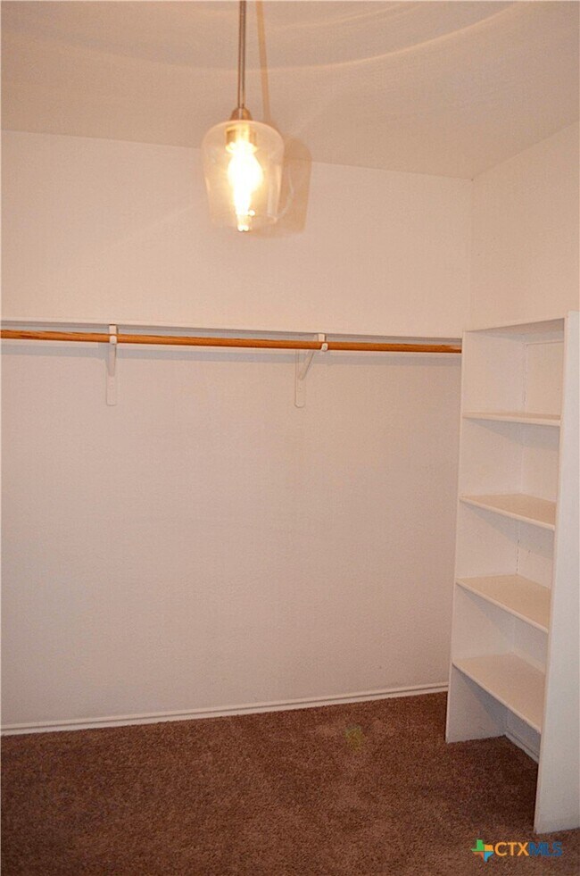 Building Photo - 5000 Sydney Harbour Ct