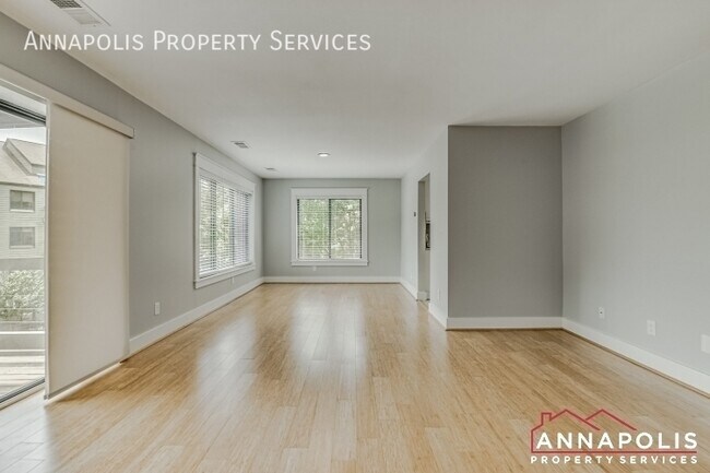 Building Photo - 11 Spa Creek Landing