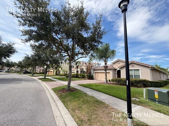 Building Photo - 11867 Padua Ln