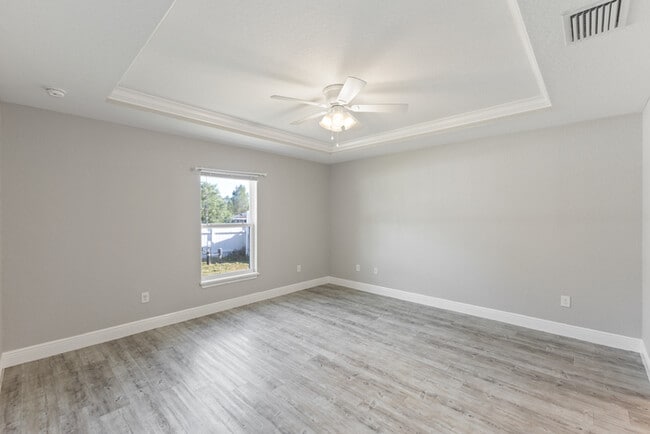 Building Photo - 7 Pecan Dr Terrace