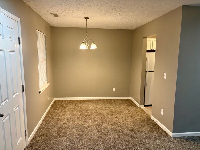 Building Photo - Two Bedroom Condo for rent