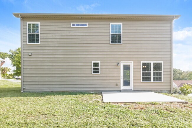 Building Photo - 639 Big Hurricane Dr