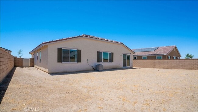 Building Photo - 13925 Mesa View Dr