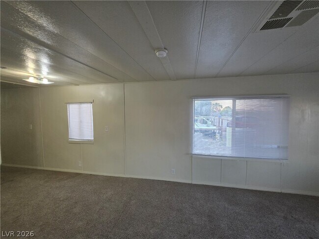 Building Photo - 3 Piute Valley Dr
