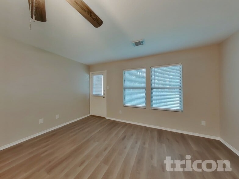 Building Photo - 1607 Katydid Ct