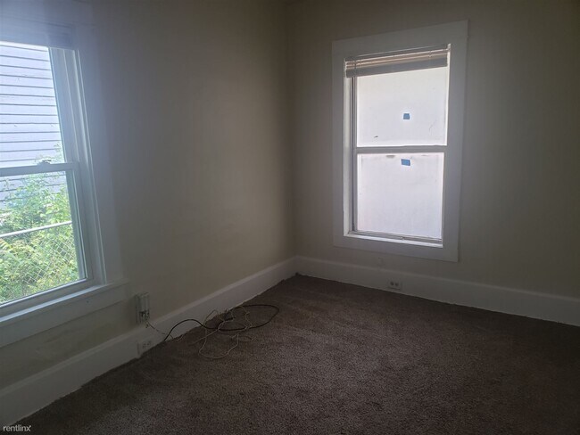 Building Photo - 2 br, 1 bath House - 259 Fox St SW