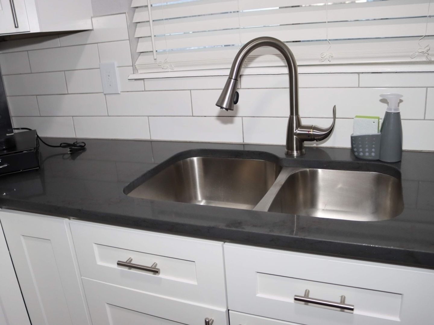 Building Photo - 19038 E Carmel Dr