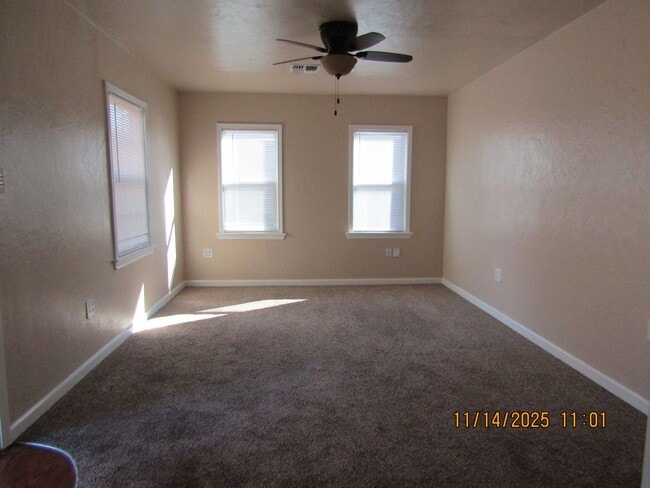 Building Photo - Fields and Dunning Home! Small Pet Negotia...