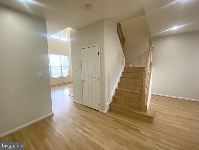 Building Photo - 372 Tuvira Ln