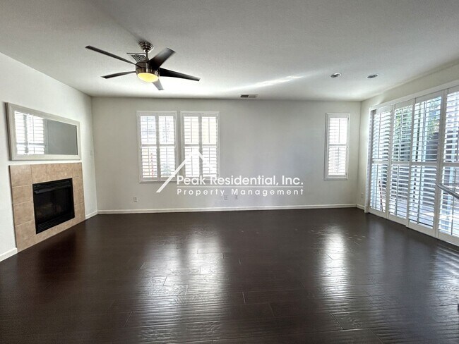 Building Photo - 9196 Cortina Cir