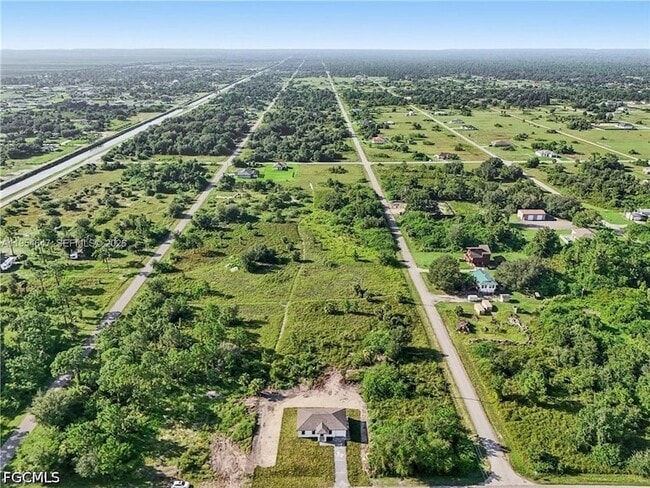 Building Photo - 4402 E 19th St