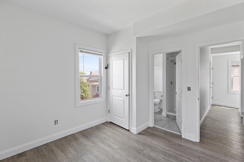 Building Photo - 14 Trenton St