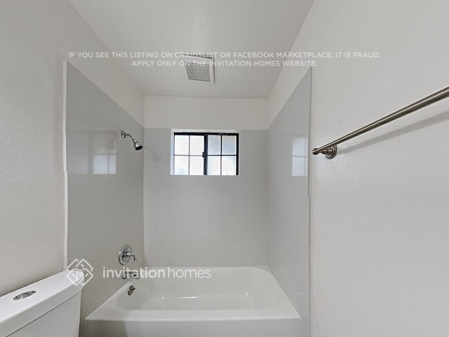 Building Photo - 411 Union Ct
