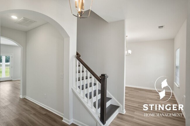 Building Photo - 103 Grange Ln