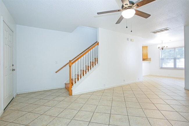 Building Photo - 17627 S Summit Canyon Dr
