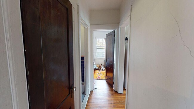 Building Photo - Spacious 2BR on Science Hill | Huge Kitchen & Living Area | Near Yale