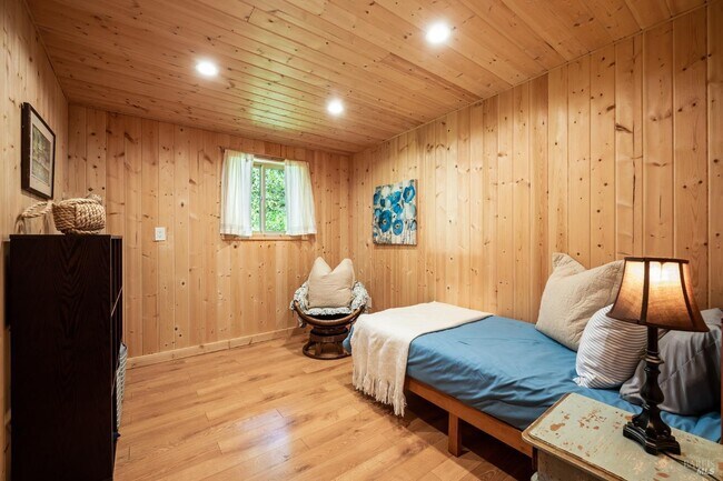 Building Photo - 12732 Sir Francis Drake Blvd