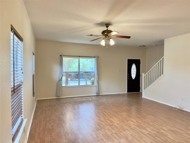Building Photo - 1206 Devil Ridge