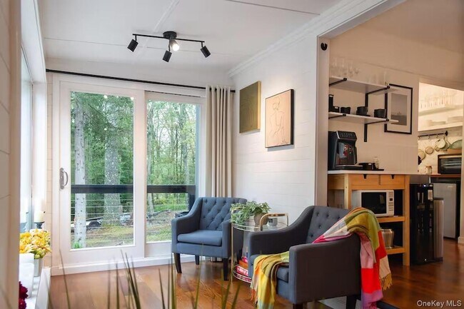 Building Photo - 44 Delaware Trail